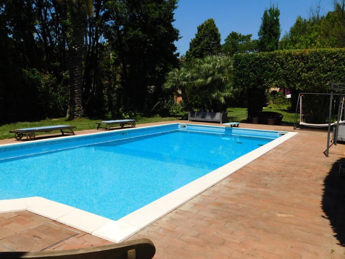 Appartamento Con Piscina Immersa Nel Verde Кашина Экстерьер фото