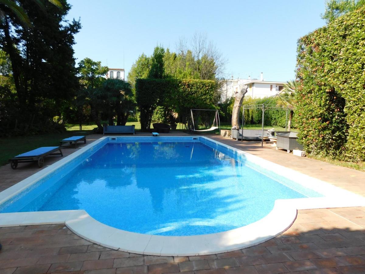 Appartamento Con Piscina Immersa Nel Verde Кашина Экстерьер фото